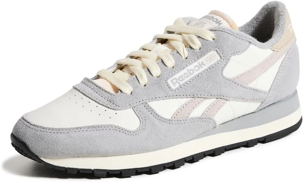 Reebok Unisex Classic Leather Sneakers Legacy, Chalk/Grey 3/Moonstone, 4 US Men